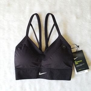 Nike Seamless Black Flyknit Women's Sports Bra New